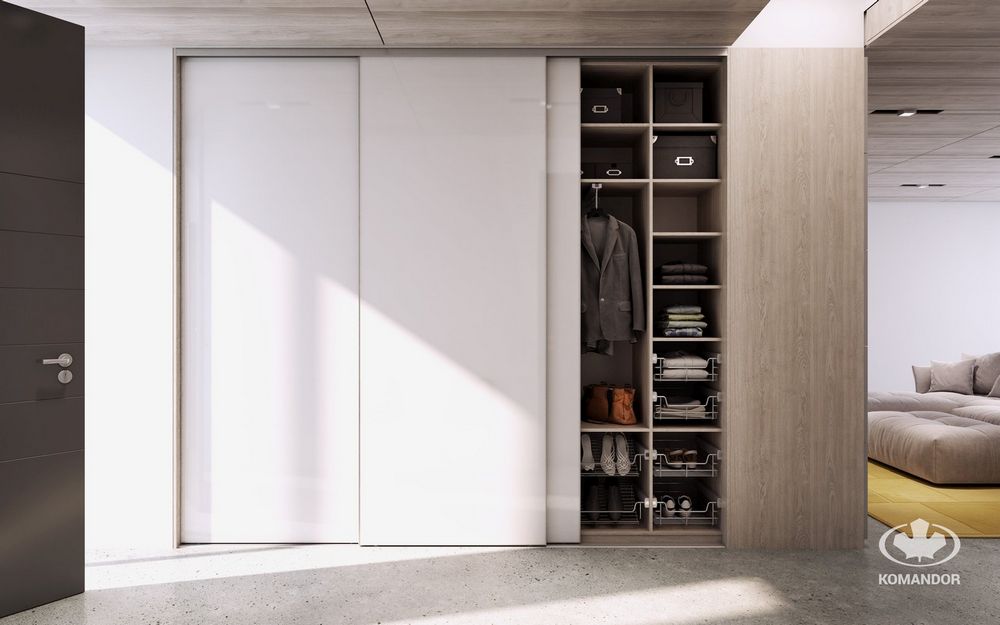 Drzwi przesuwne w przedpokoju Komandor